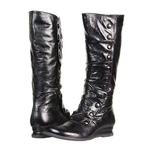Brand New Never Worn Miz Mooz Bloom Boots Black